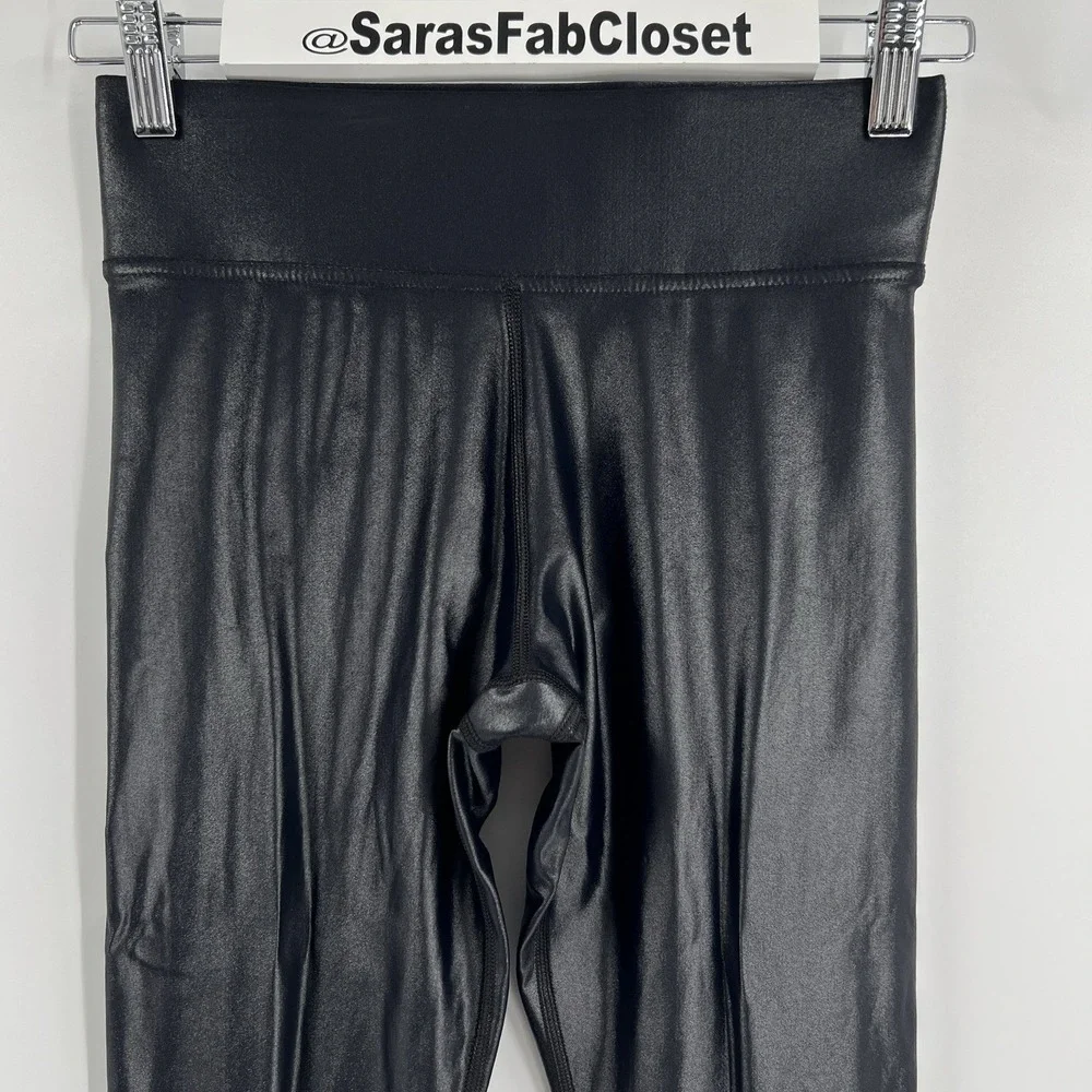 Carbon 38 Women's Size Small Takara Shine High Rise Waisted 7/8 Leggings‎ Black